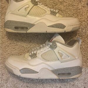 Nike Men's White and Gray Sneakers